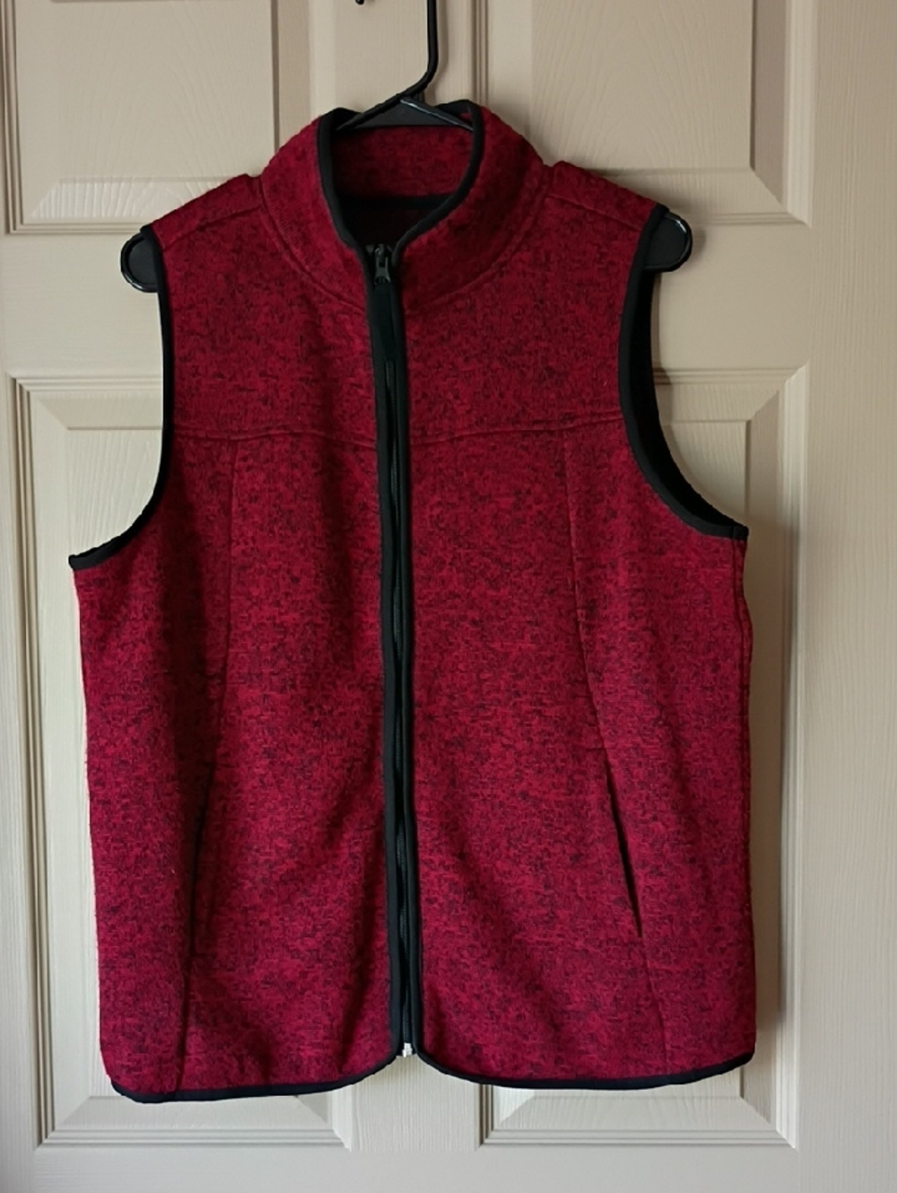 St. John's Bay Red and Black Heathered Vest Large